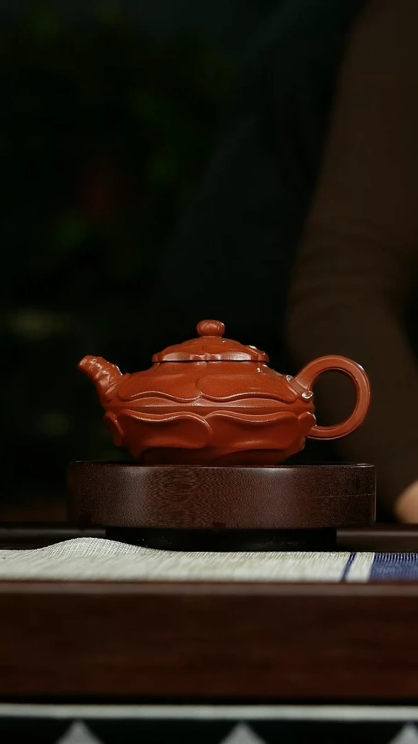 茶壶紫砂l7风卷葵*杨志琴