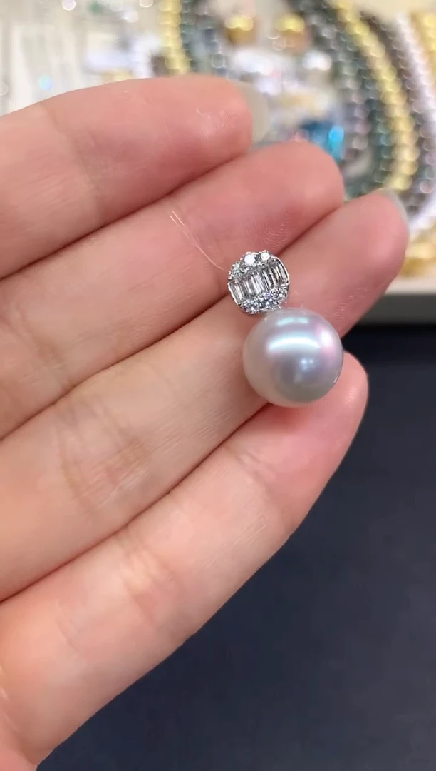 18K金镶嵌吊坠海水珍珠m45