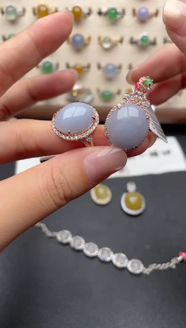 银S925镶嵌戒指翡翠一物一证一礼盒