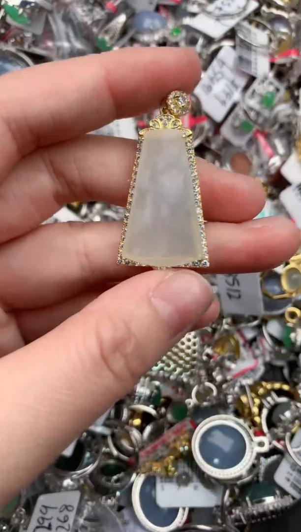 银S925镶嵌戒指翡翠888          3