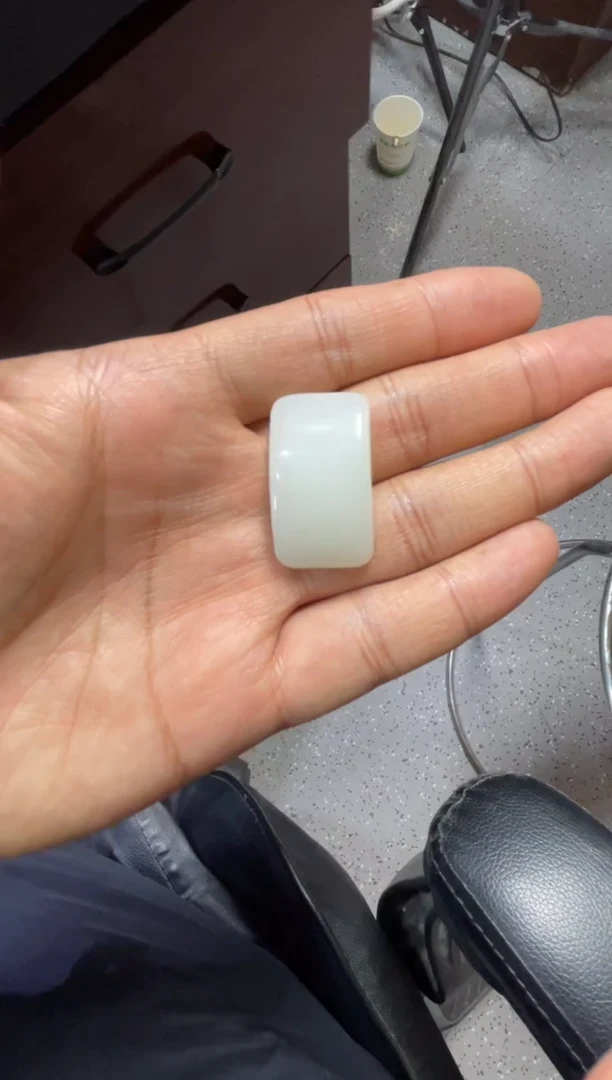 颈饰未镶嵌和田玉金山白玉无事牌（产地直发）