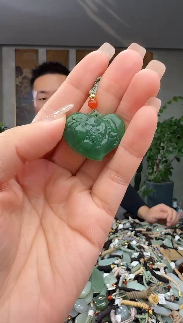 颈饰未镶嵌和田玉拍一发一多样性发货