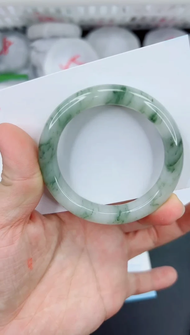 【闪购商品】石英质玉手镯未镶嵌319-51.7