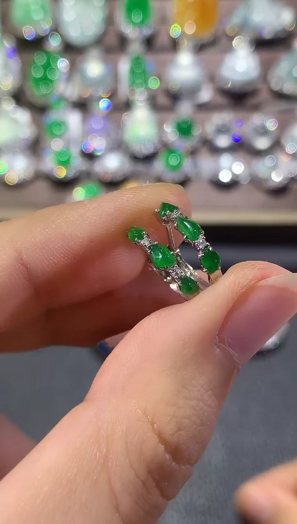 18K金镶嵌翡翠耳饰B37 多样性一件发