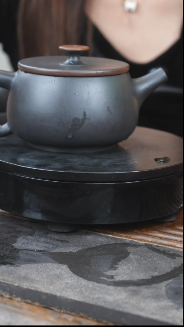 【闪购商品】建水紫陶金腰带单壶