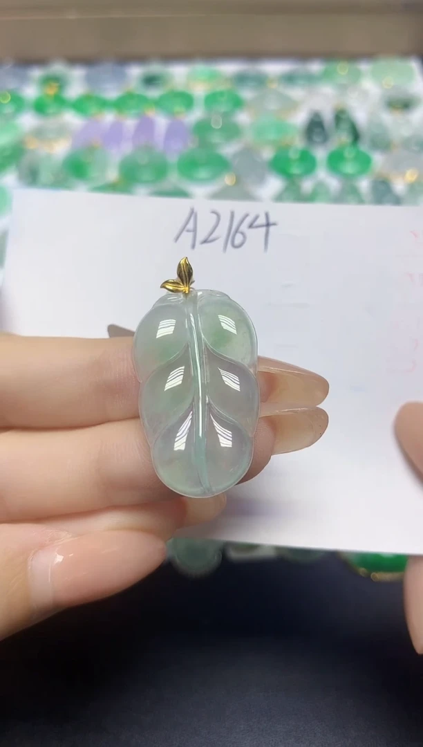 颈饰18K金镶嵌翡翠天然缅甸翡翠A货翡翠百元以上9元证书费自理