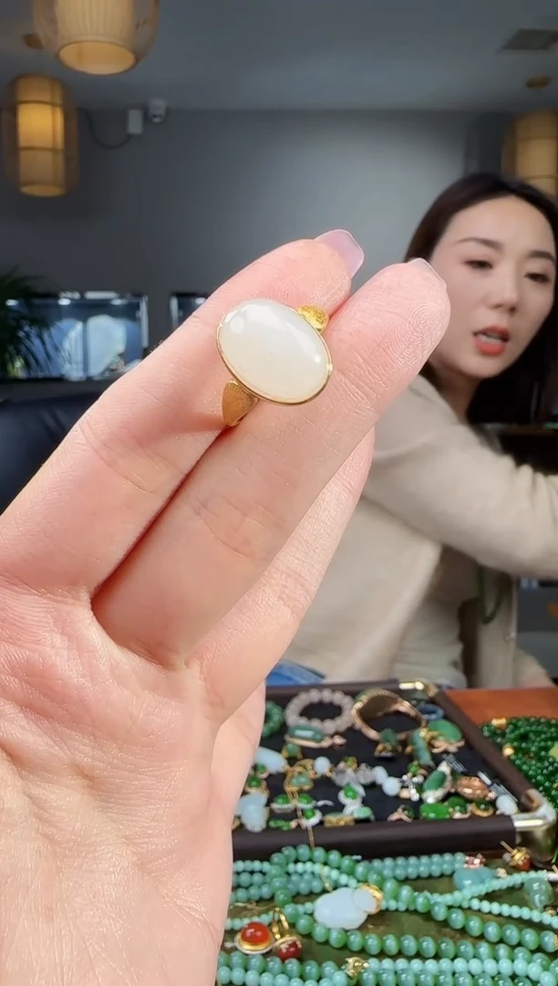 银S925镶嵌戒指和田玉1