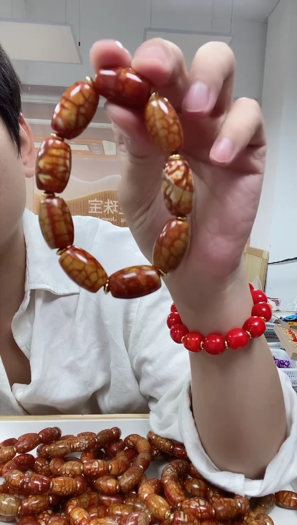 未镶嵌手串玛瑙/玉髓龟甲玛瑙桶珠手串