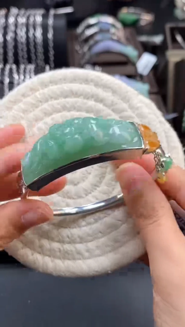 颈饰银S925镶嵌翡翠净货15510