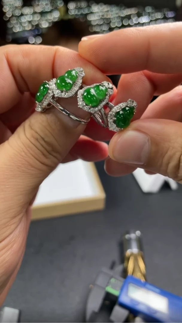 翡翠戒指银S925镶嵌-13188-E8-多样性发其一