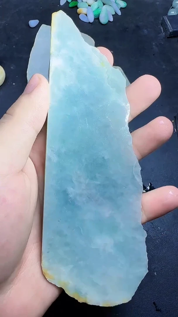 翡翠挂件未镶嵌003翡翠