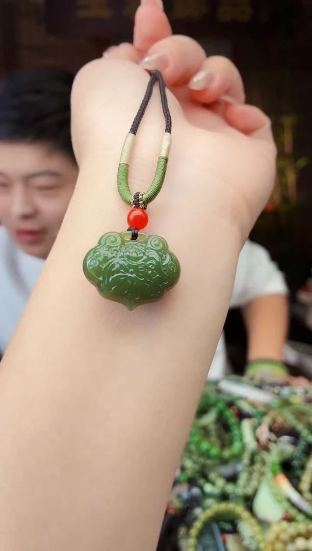 颈饰未镶嵌和田玉多样性发货拍一发一