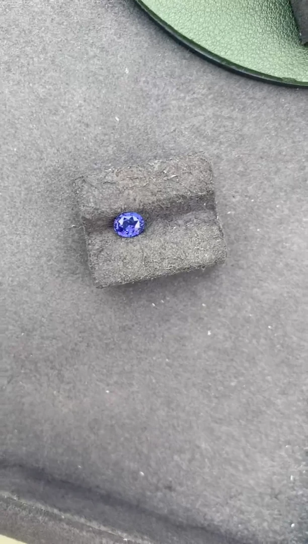 彩色蓝宝石裸石未镶嵌1.1ct紫蓝宝  DE