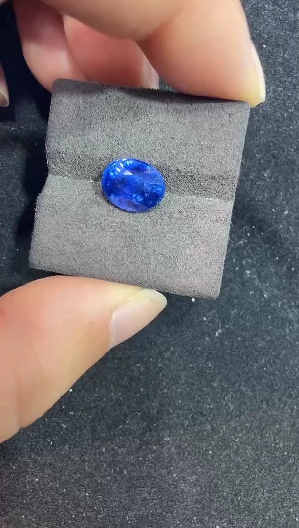 未镶嵌定制定制蓝宝石天然吉尔德皇家蓝4.02克拉斯里兰卡