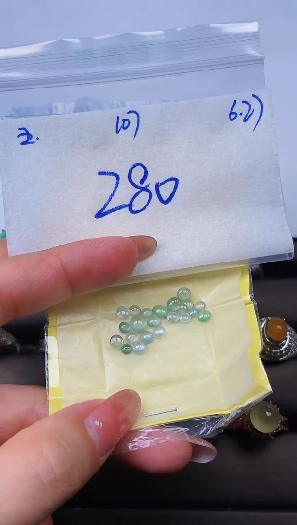 定制翡翠未镶嵌缅甸天然翡翠A货107