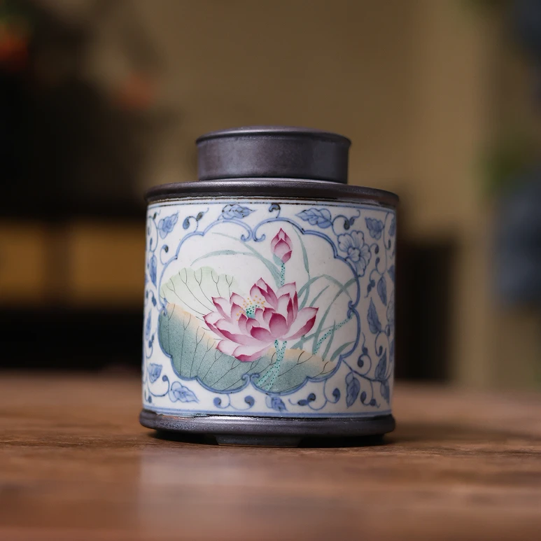 缠枝开窗荷花茶叶罐（朴罐0028）