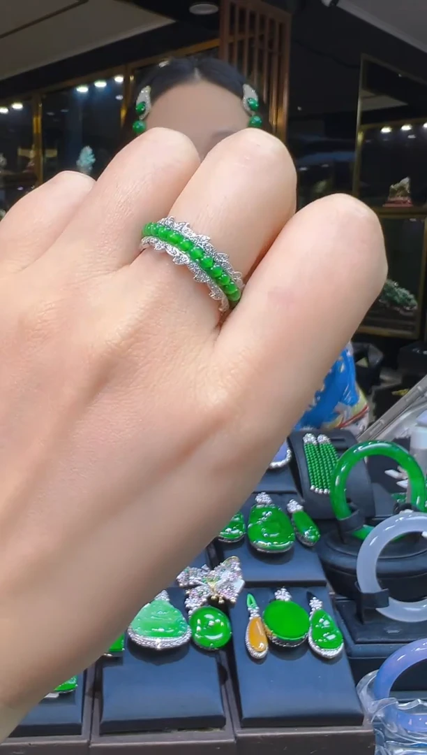 银S925镶嵌戒指翡翠008(多样性发货发其一)