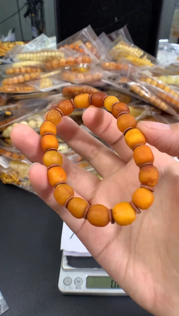 蜜蜡未镶嵌珠宝奇石1