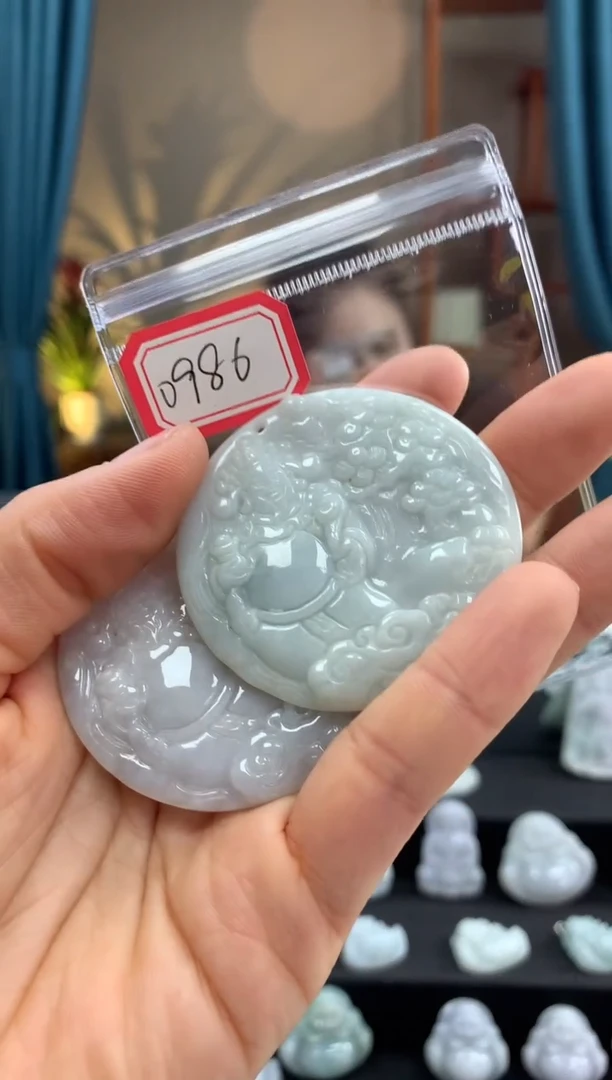 翡翠未镶嵌颈饰财神0986 多样性发一件