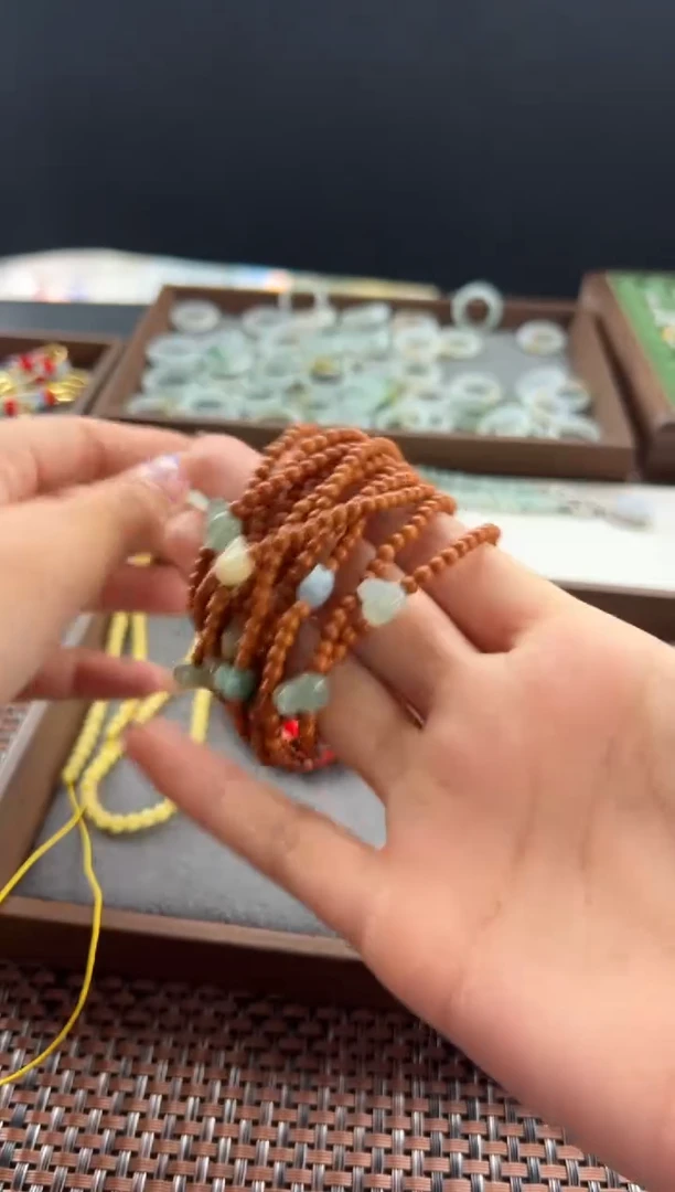 【闪购商品】翡翠手串未镶嵌405买断多样性发一