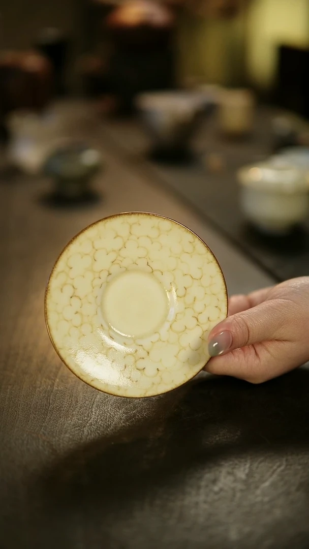 阿眠      云龙祥云壶承