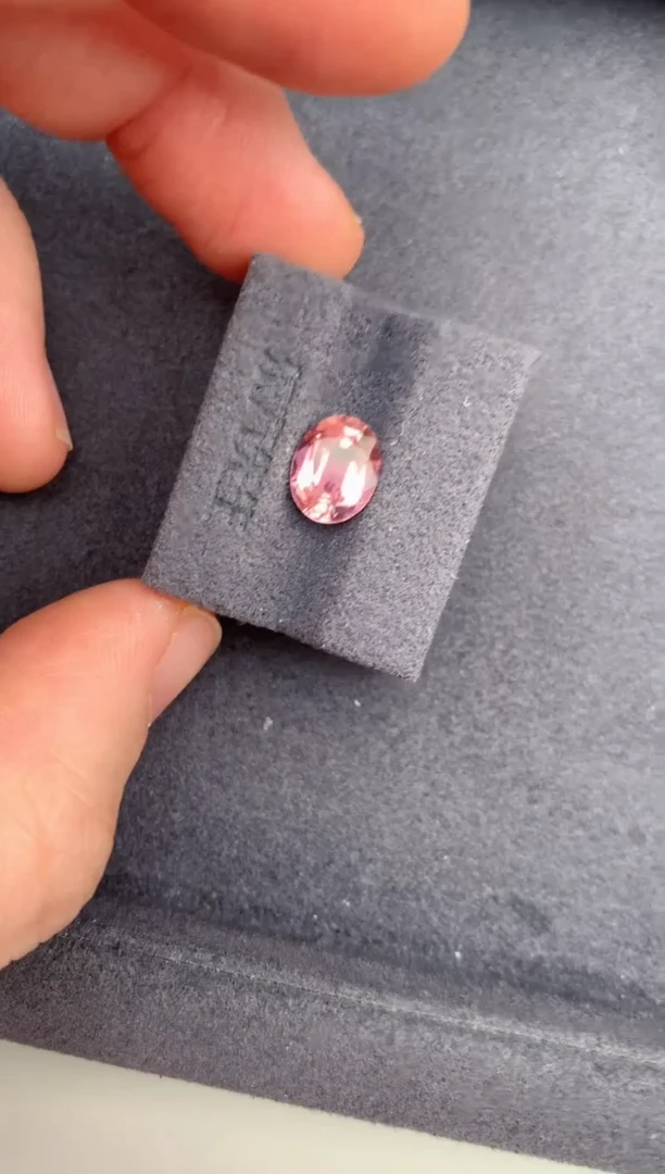 未镶嵌珠宝半成品碧玺1.8ct粉碧玺   DH 定制