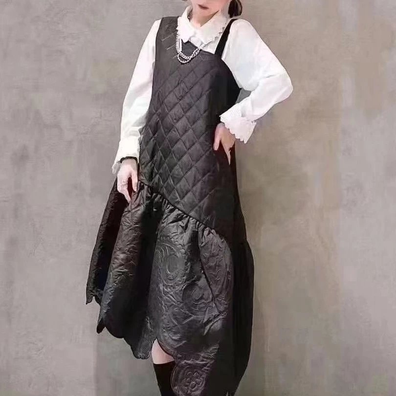 ini女款 时尚设计师夹棉外套 XX193 DM25B447