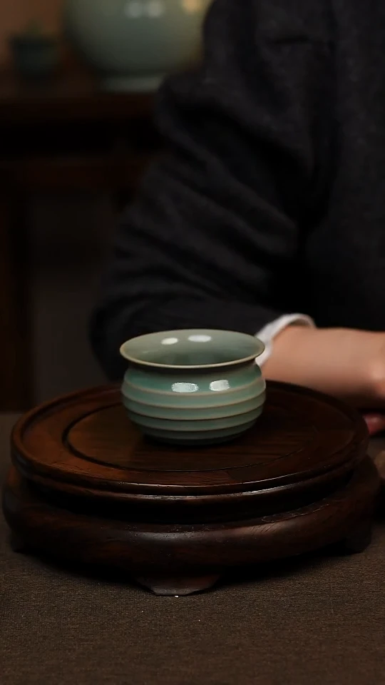 瓷片仿古青绿釉全手工玹纹杯90ml 一级 不带礼盒