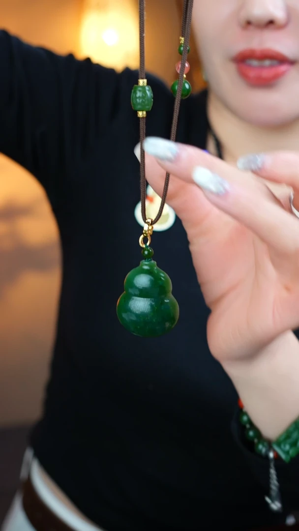 颈饰未镶嵌和田玉（碧玉）福禄代代有福