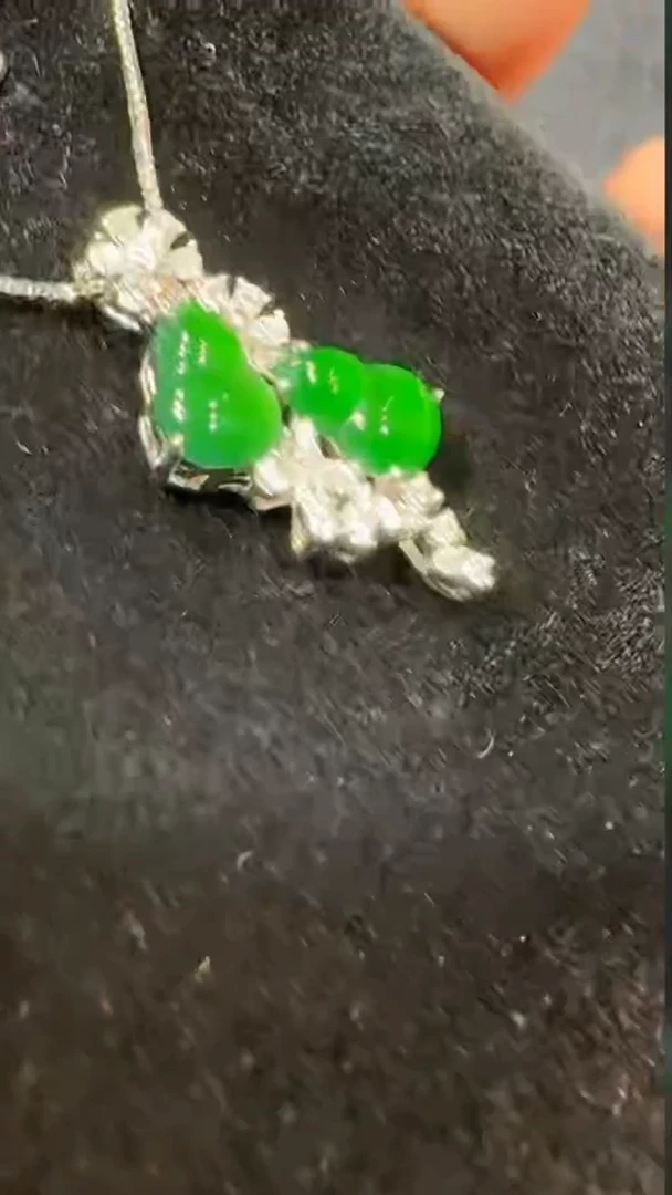吊坠(不含链)未镶嵌翡翠多样性发货发其一