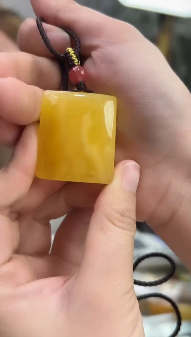 裸石琥珀未镶嵌琥珀蜜蜡吊坠