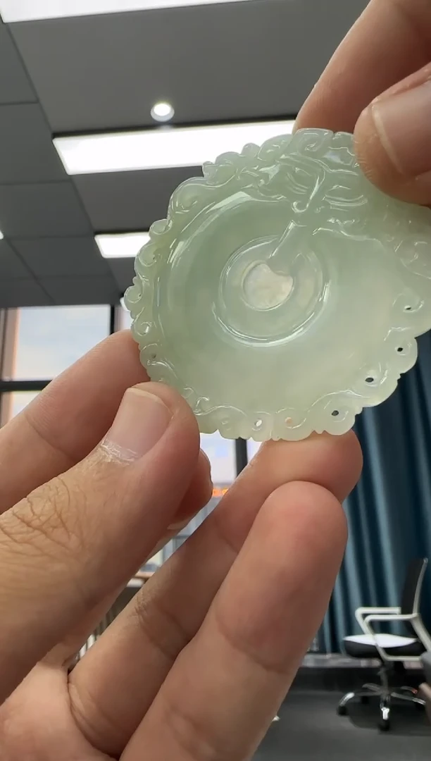 颈饰未镶嵌翡翠天然翡翠A货孤品一件