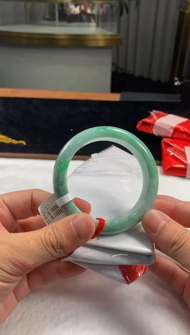 未镶嵌定制翡翠5073毛货不退不换 59-60圈