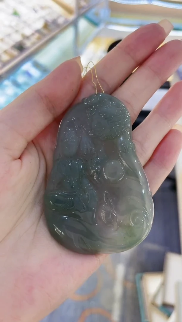 翡翠未镶嵌吊坠(不含链)69