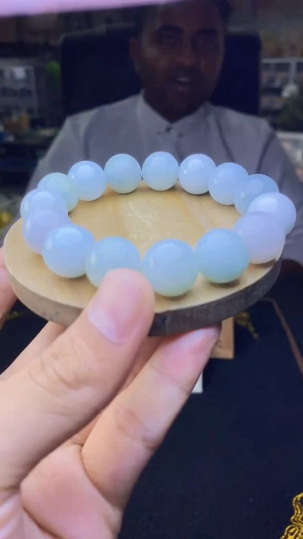 定制翡翠未镶嵌天然缅甸A货翡翠，多样性发货，拍一发一