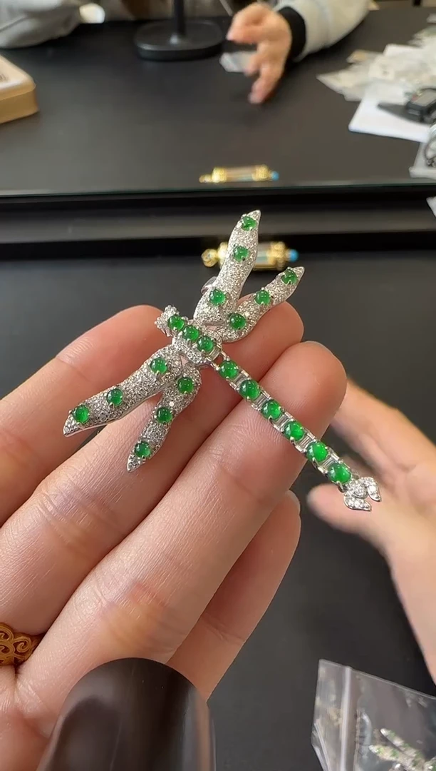 【闪购商品】翡翠吊坠(不含链)银S925镶嵌没有鉴赏期