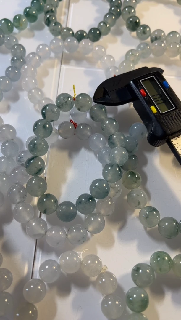 未镶嵌定制翡翠手串