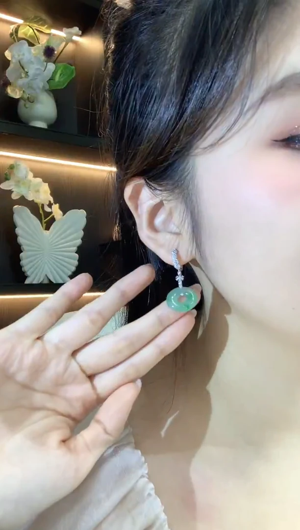 18K金镶嵌翡翠耳饰D58翡翠