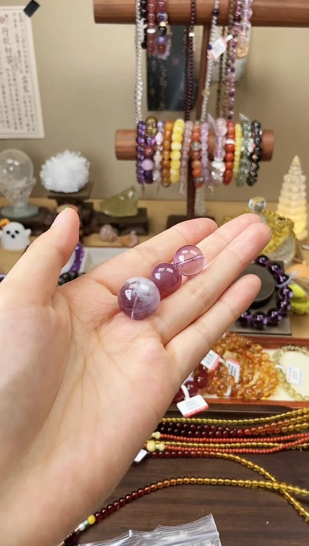 水晶手链未镶嵌三颗