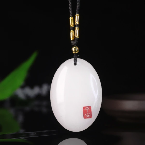 天然新疆玉石椭圆红福无事牌玉吊坠金丝玉福牌挂件百搭情侣Y676