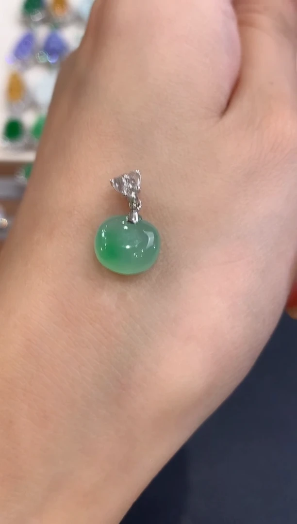 吊坠(不含链)18K金镶嵌翡翠a14