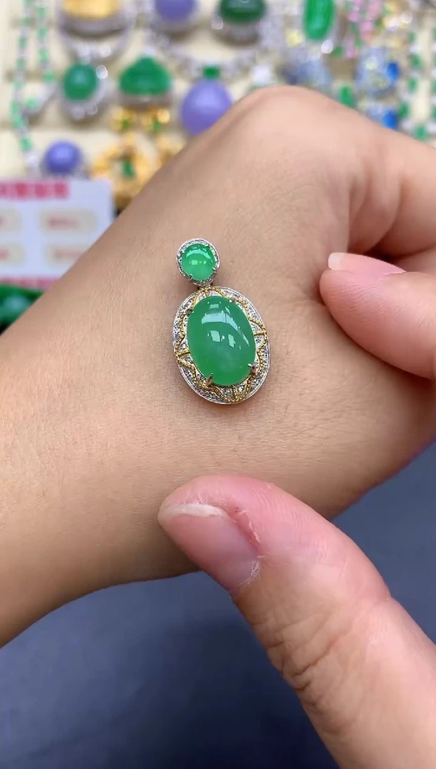 颈饰18K金镶嵌翡翠219-中国好珍宝