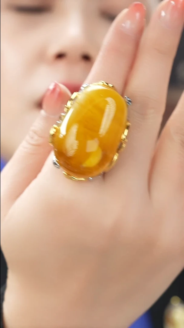 琥珀颈饰未镶嵌精品蜜蜡戒指