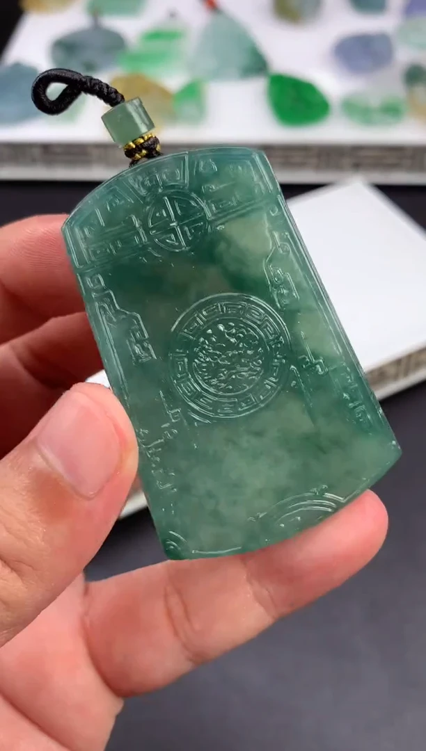 未镶嵌定制翡翠翡翠