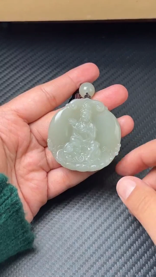 未镶嵌和田玉把件且末近矿微色差把件h