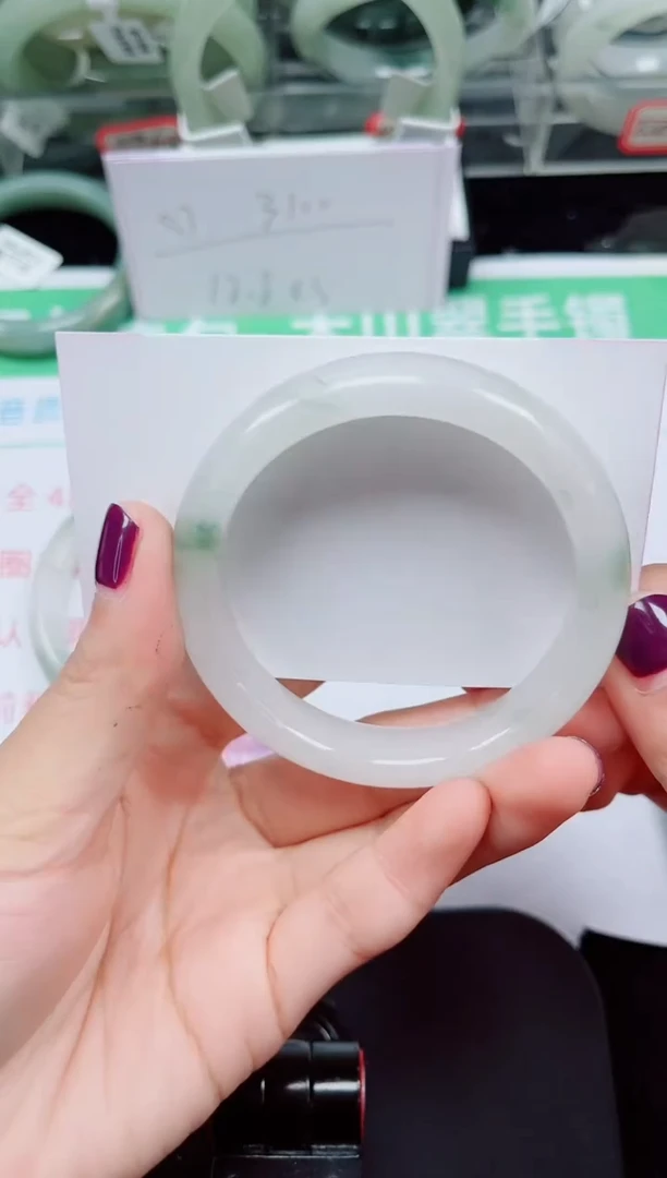 未镶嵌手镯石英质玉40-51/52