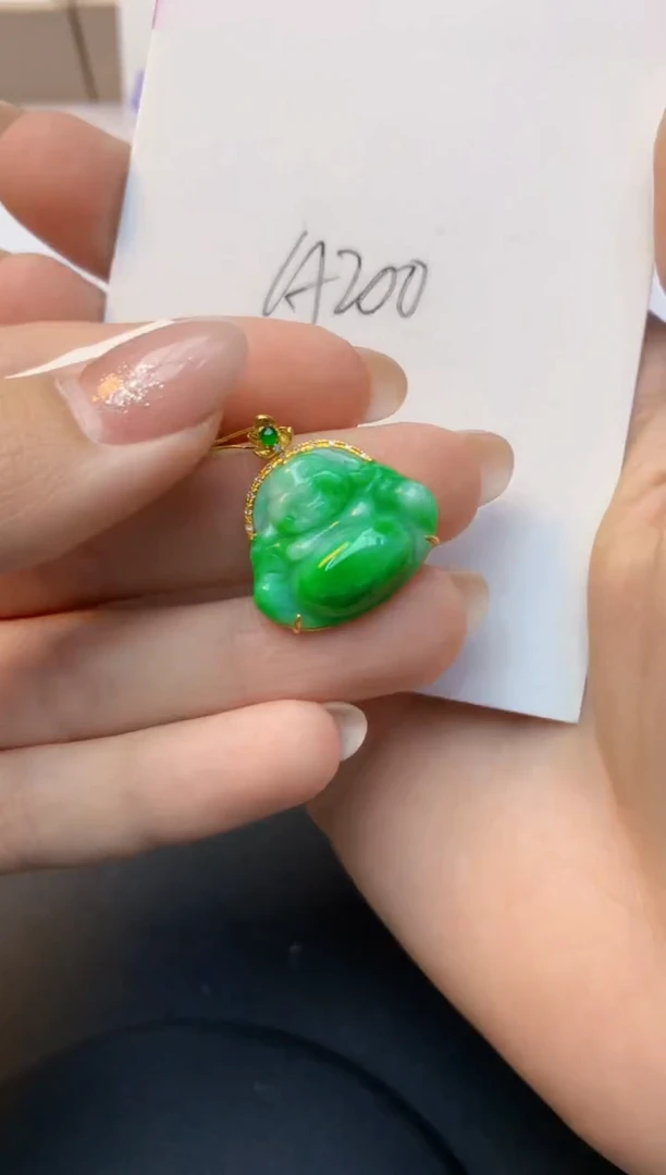 颈饰18K金镶嵌翡翠天然A货缅甸翡翠百元以上9元证书费自理