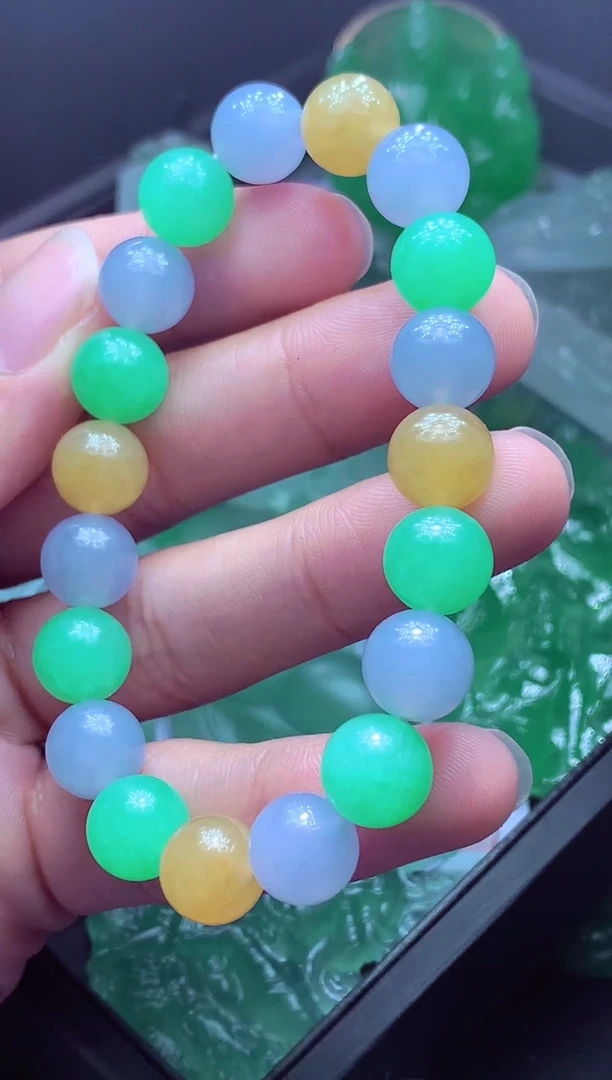 未镶嵌定制翡翠枫*?毛货翡翠定制