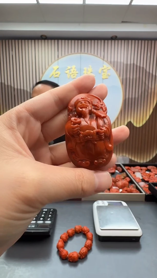 未镶嵌雕刻南红玛瑙071ZB1228产品一个