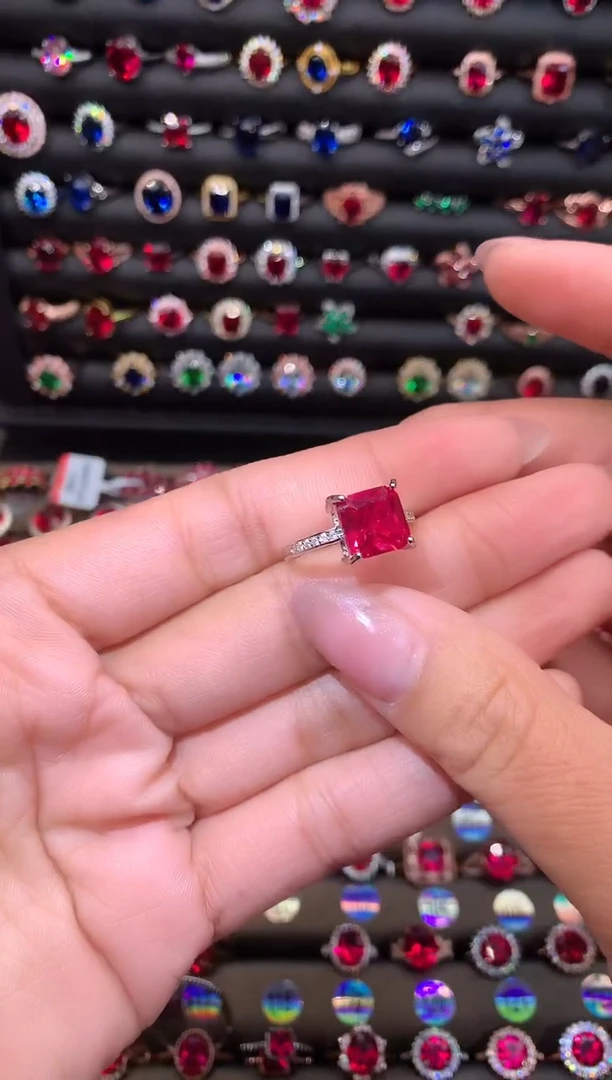 【闪购商品】红宝石戒指银S925镶嵌8白